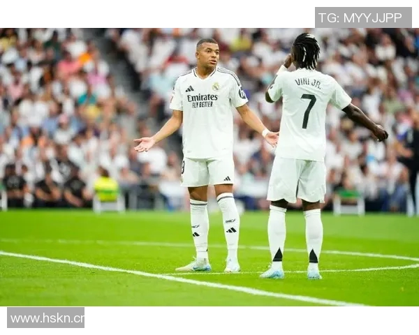 西媒报道维尼修斯要求与姆巴佩同薪若续约未果将考虑加盟哈兰德 西媒报道维尼修斯要求与姆巴佩同薪若续约未果将考虑加盟哈兰德