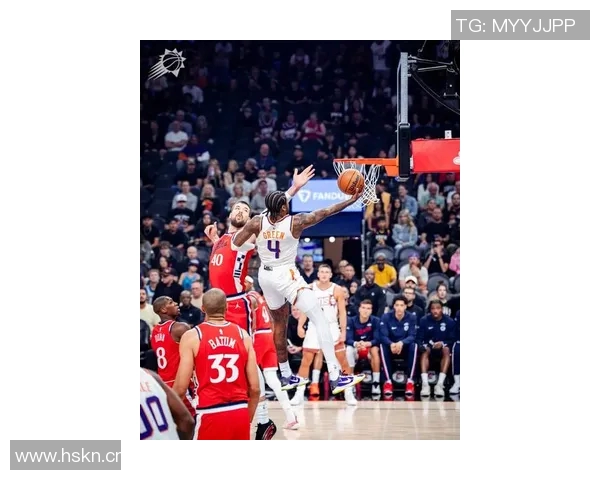 杰伦泰森表现出色14投6中三分球命中率高达33助力全队取得胜利 杰伦泰森表现出色14投6中三分球命中率高达33助力全队取得胜利