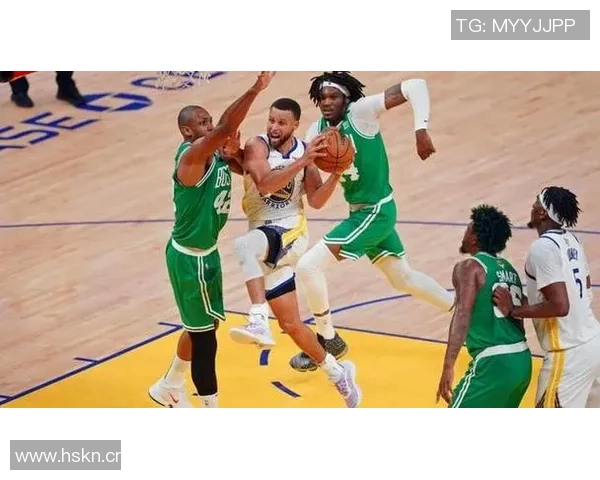 科尔与巴特勒盛赞理查德的球技让人感受到真正的篮球魅力与激情 科尔与巴特勒盛赞理查德的球技让人感受到真正的篮球魅力与激情