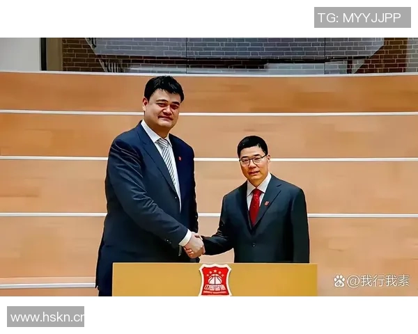 姚明奥尼尔韦德卡特齐聚中国赛现场引发球迷热议