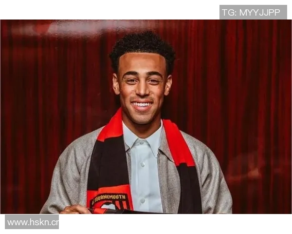 泰勒亚当斯称赞普利西奇为世界级球员需给予更多自由度以发挥潜力